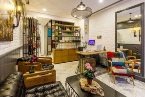 Reception - La Porte de Taksim (Istanbul)