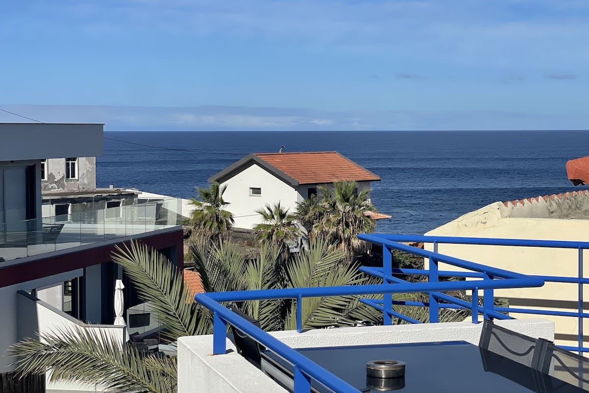 Deluxe Apartment, 1 Queen Bed with Sofa bed, Kitchen, Partial Sea View | Balcony view