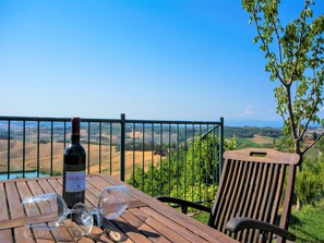 Outdoor dining - Hideaway Near San Gimignano (Castelfiorentino (FI))