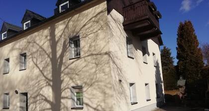 Studio for 2 persons approx. 27 qm in Bärenstein in Vogtland, Saxony (Central Ore Mountains)