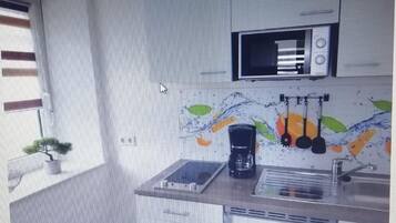 Frigorífico y tostadora