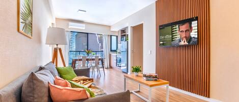 Deluxe Apartment | 2 bedrooms, memory foam beds, laptop workspace, soundproofing