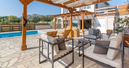 Holiday Home in Donje Polje near Seabeach
