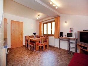 Interior - Apartment in Wagrain near Red 8 Gondola (Wagrain)