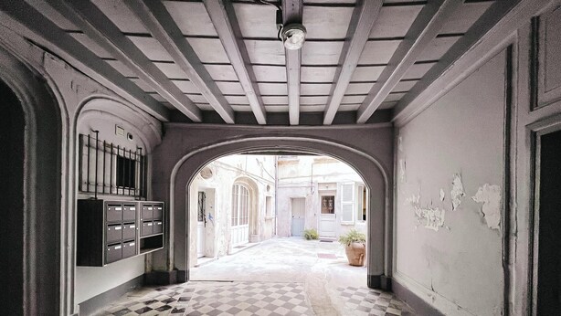 Interior - Charming apartment in the city center (Avignon)
