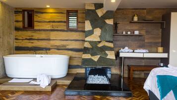Presidential Studio Suite | 1 bedroom, in-room safe, blackout curtains, iron/ironing board