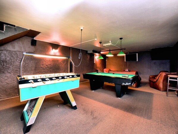 Spielezimmer