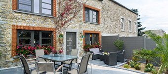 Scenic Retreat in Gimnée