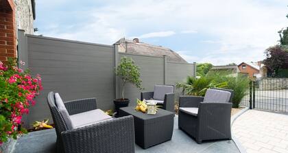 Scenic Retreat in Gimnée