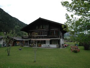 Exterior - Chalet in Lenk near Simmen Falls (Lenk)