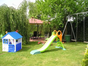 Children's area - Ferienwohnung mit Terrasse in Kropelin (Kröpelin / OT Klein Nienhagen)