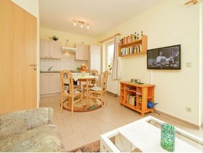 TV - Waterfront Bliss for 2 Guests (Usedom)