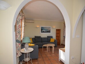 TV, fireplace, DVD player - Family Villa with Valley Views (Rojales)