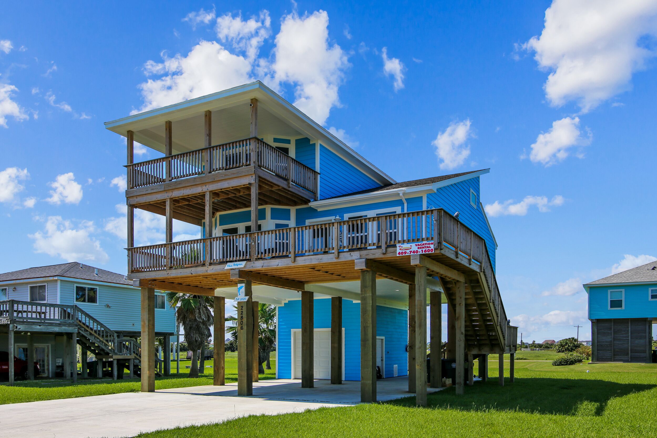 Blue Dolphin | Bayside + Minutes to the Beach!