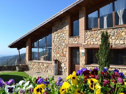 Belvilla by OYO Cobert de l'Era