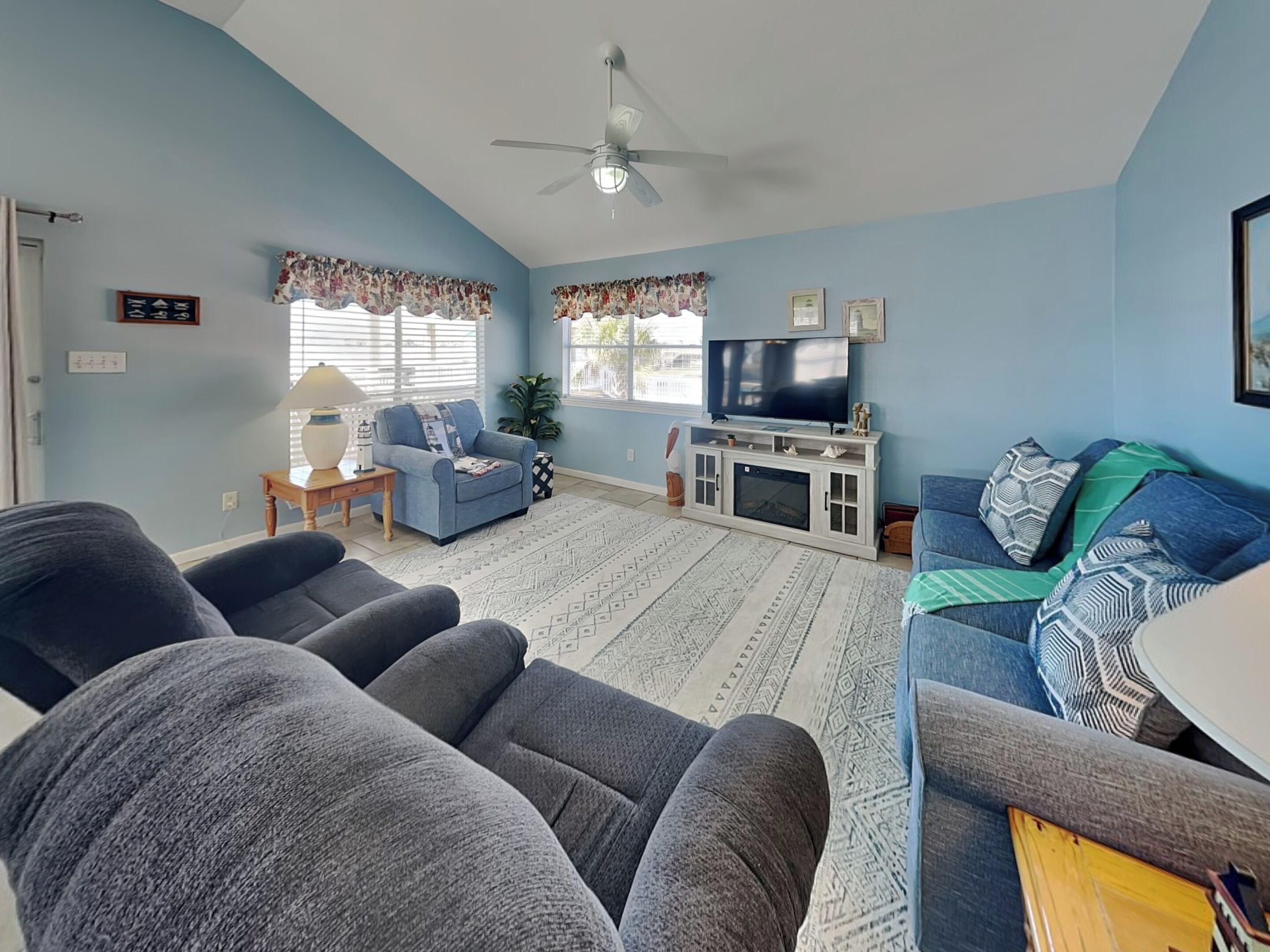 Catch Of The Day | Waterfront, Pet-friendly - Galveston, TX