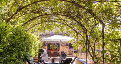 Maison de vacances à Altillac avec piscine privée