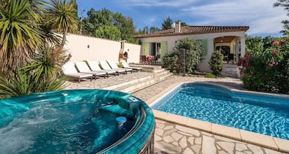 Oasis thermale prĂšs du Canal du Midi