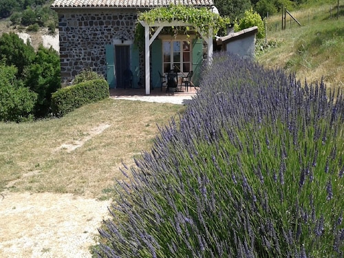 Maison familiale confortable à Saint-Pons