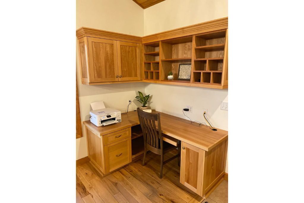 Vukelich Vineyards - Amazing Views with Hot Tub, Minutes Away From Downtown