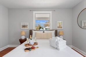 3 habitaciones, tabla de planchar con plancha y wifi gratis 