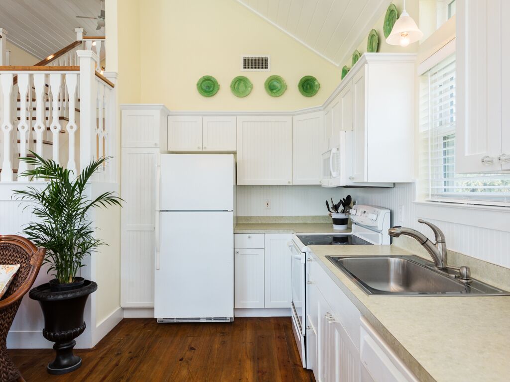 Once Upon a Tide | Steps to the Beach!