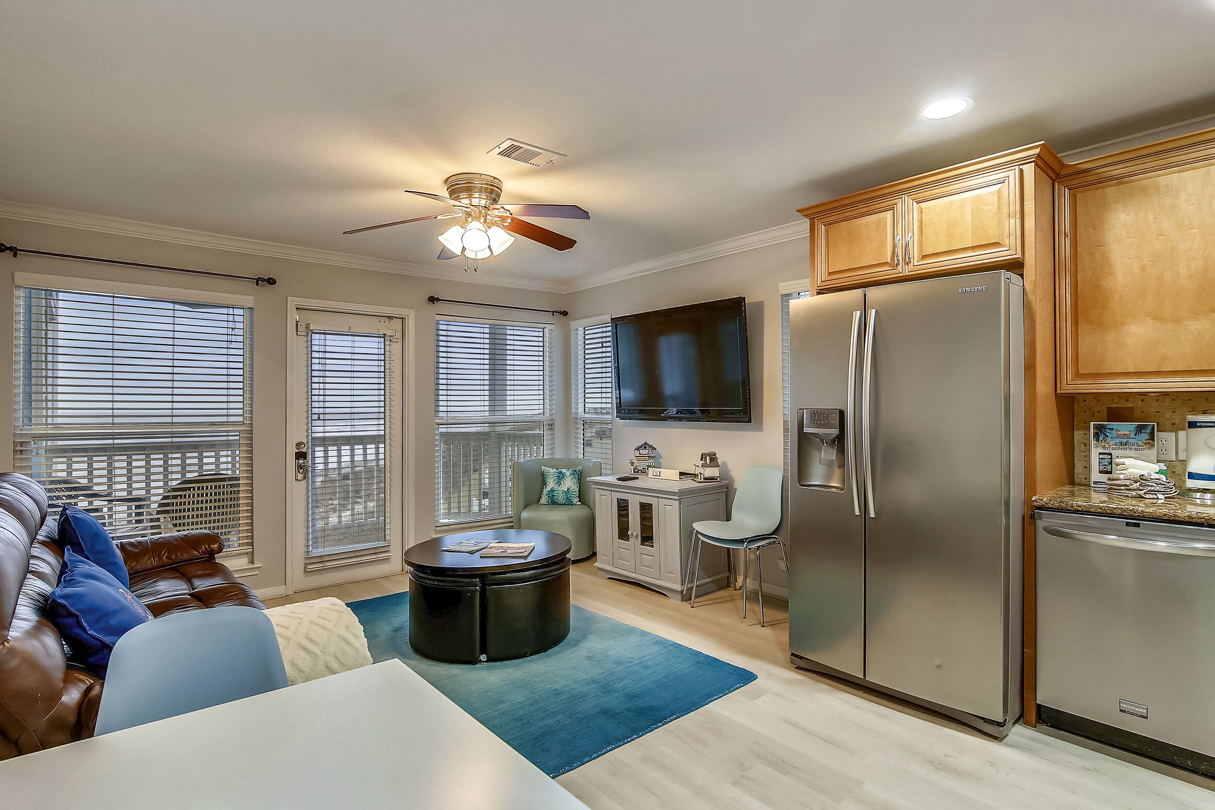 A Sunny Seahorse | Gulf View, Community Pool!