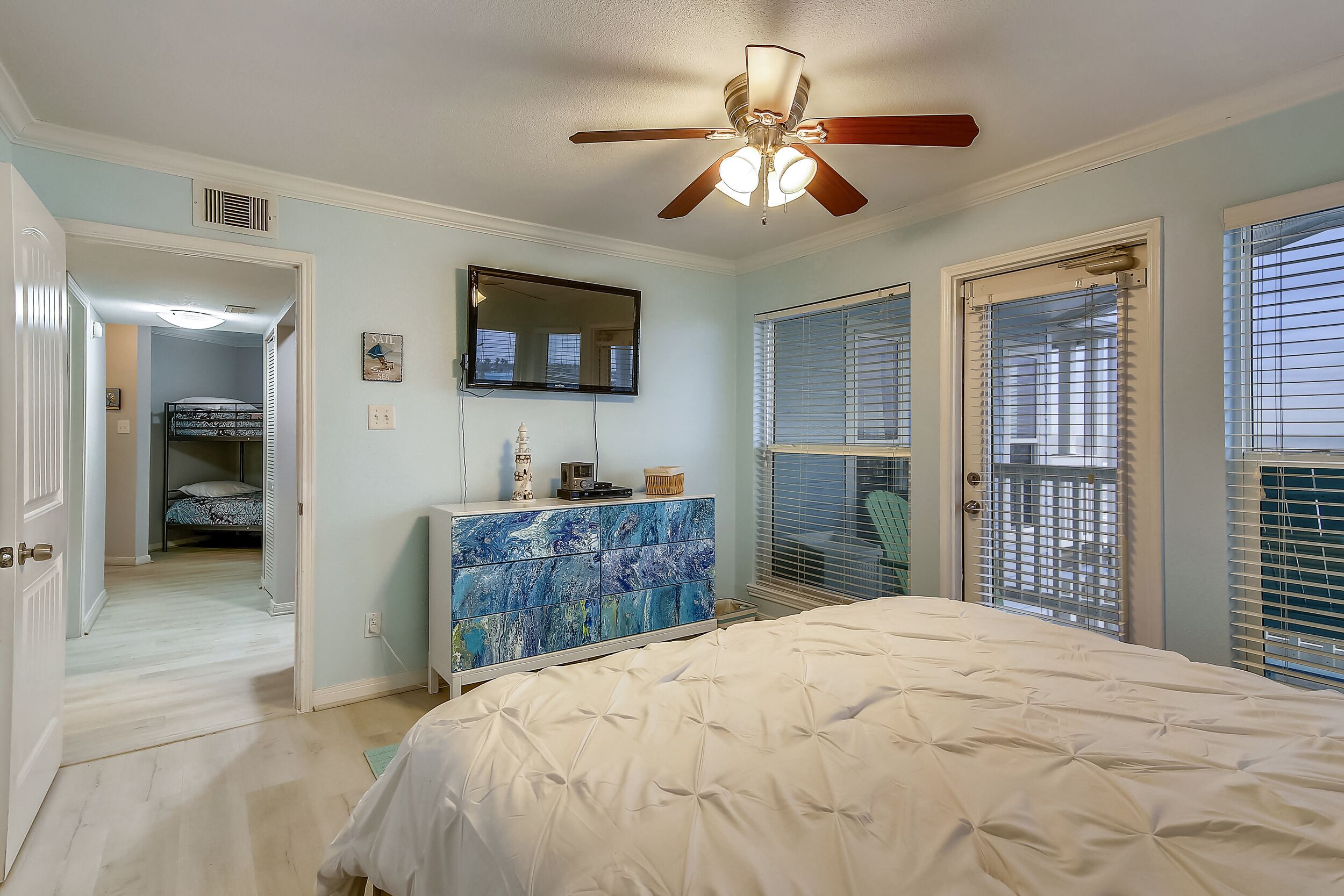 A Sunny Seahorse | Gulf View, Community Pool!