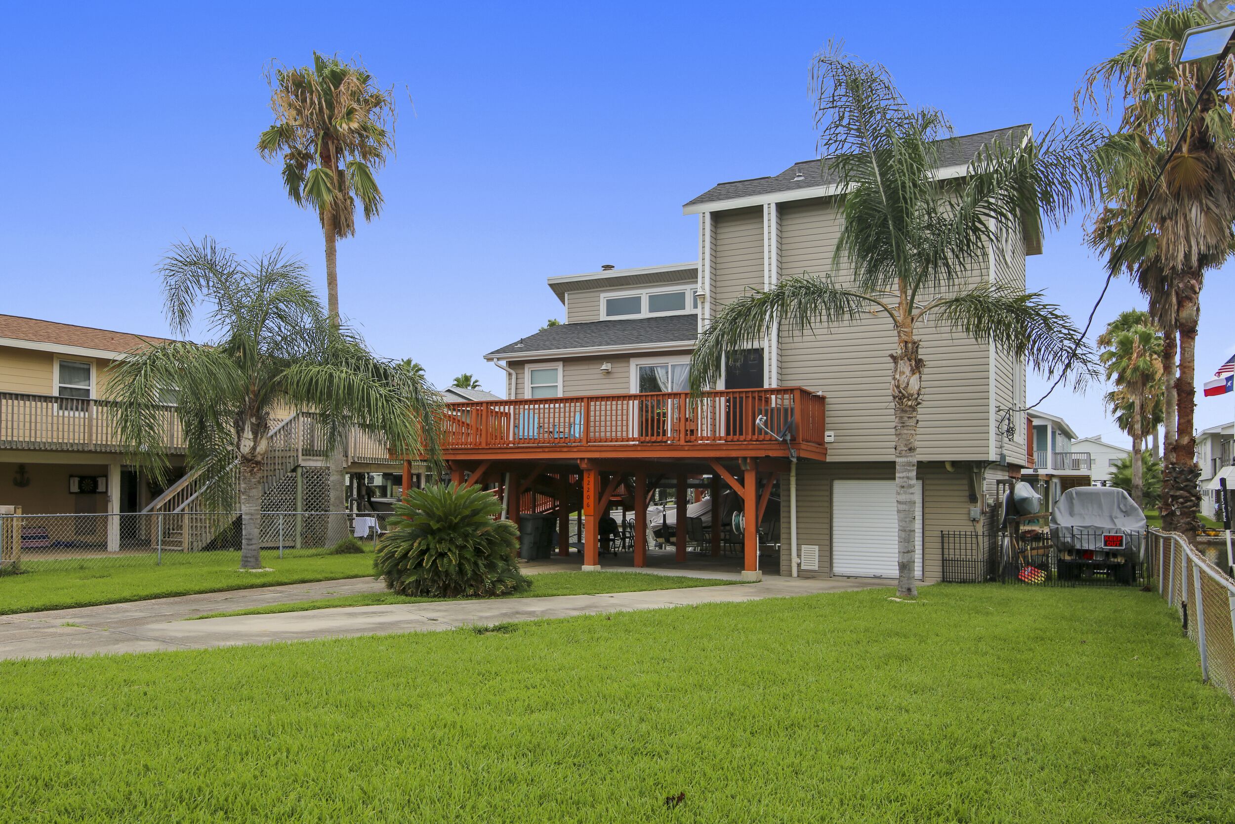 Sir Reel | Pet Friendly, Canal Home!