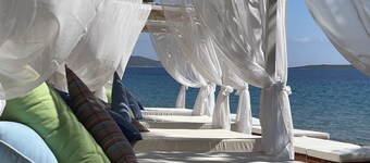 Feriehus i Kamaria med Pool