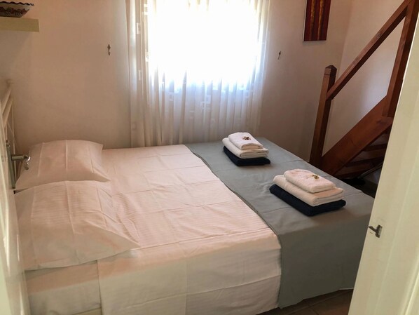 3 habitaciones, tabla de planchar con plancha y wifi 