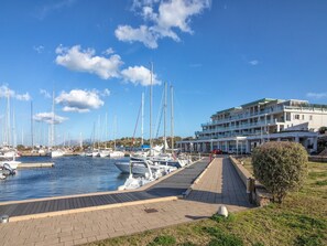 Marina/club náutico