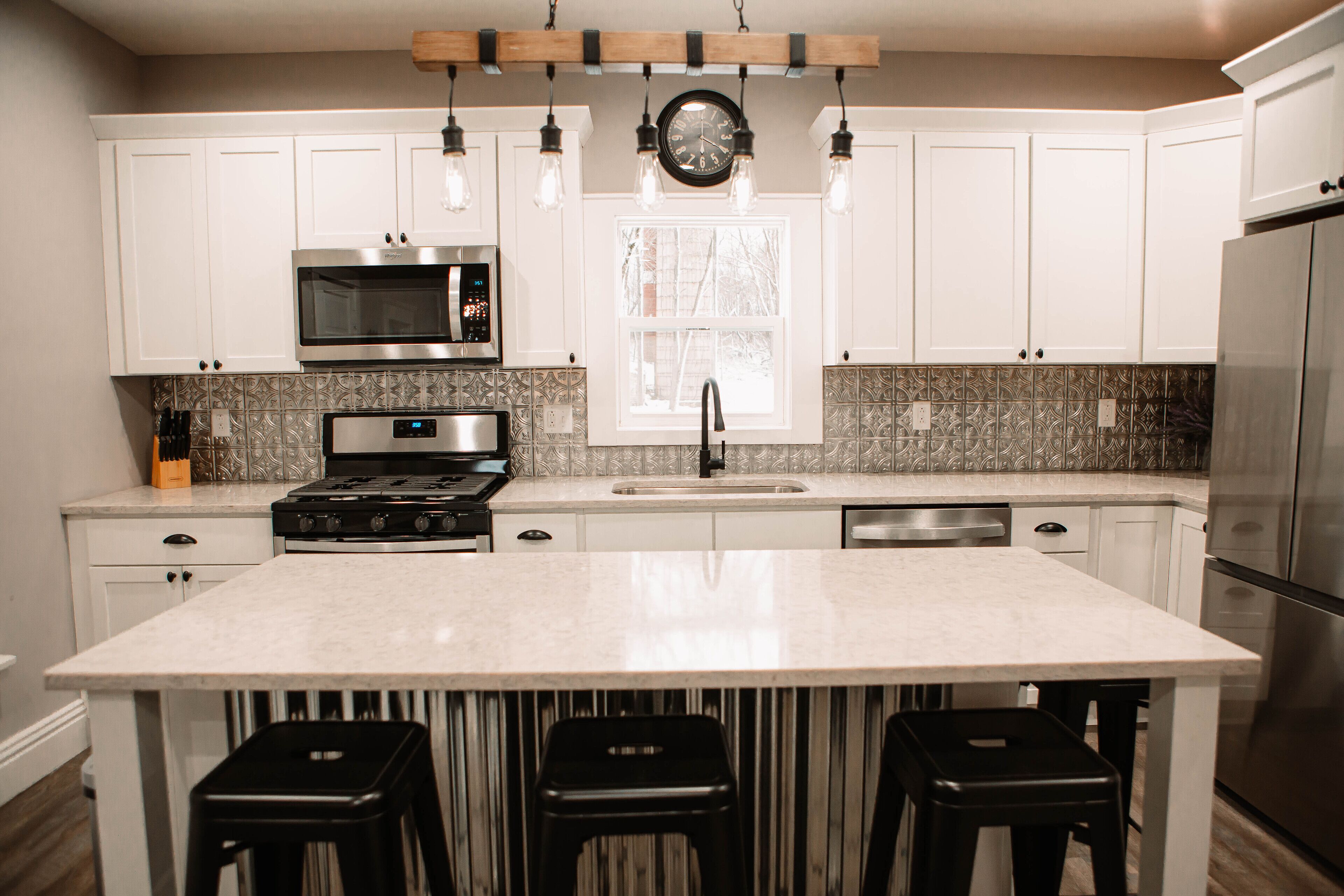 Deer Ridge - A peaceful 10 Acre Wooded Retreat