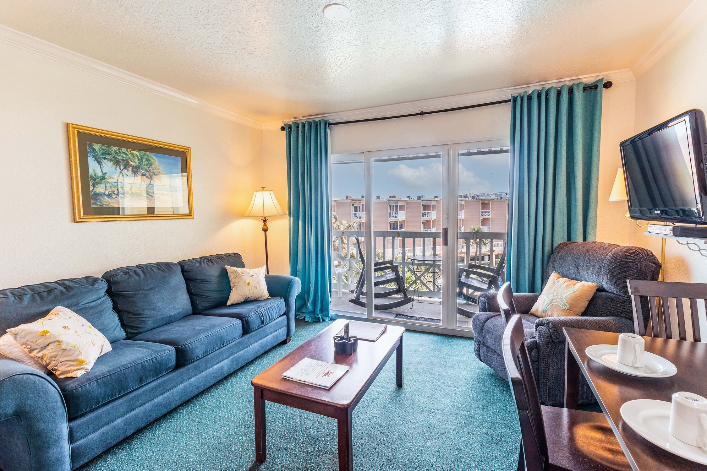 Little Cajun Hideaway | Shared Pools, Gulf Views!