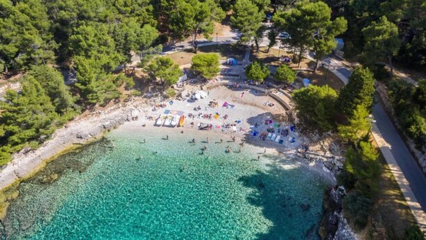 On the beach - Holiday Home in Lumbarda with Garden (Lumbarda)