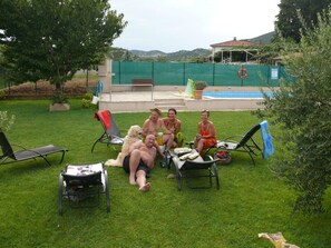 Garden [summer] - Cozy villa in Ploce with shared pool (Ploce)