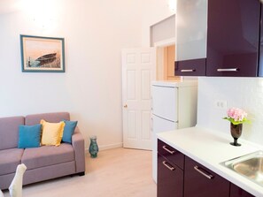 Kitchen - Cozy villa in Ploce with shared pool (Ploce)