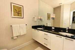Villa, 3 Bedrooms | Bathroom