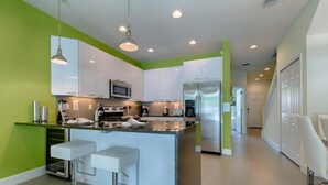 Unclassified image, 2 of 35, button - 1428 The Retreat by Orlando Holiday Rental Homes (Clermont)