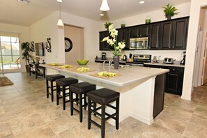 Villa, 6 Bedrooms | Private kitchen | Oven, dishwasher - 1334 The Dales at Westhaven by Orlando Holiday Rental Homes (Davenport)