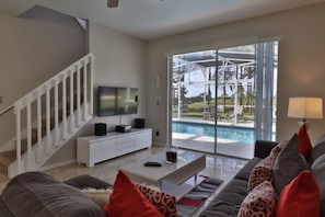 Villa, 5 Bedrooms | Living room