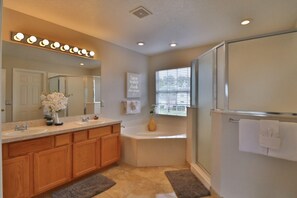 Villa, 5 Schlafzimmer | Badezimmer | Handtücher