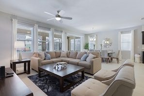 빌라, 침실 6개 | 거실