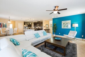 Hus, 6 soverom | Oppholdsrom