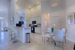 Maison, 4 chambres | Cuisine privée