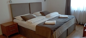 Family room 1/4 persons