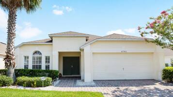 Villa, 4 Bedrooms | Exterior