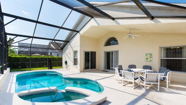 Villa, 4 soverom | Basseng