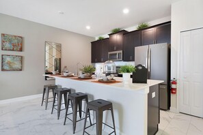 Villa, 6 Bedrooms | Private kitchen - 6043 Solterra Resort by Orlando Holiday Rental Homes (Davenport)