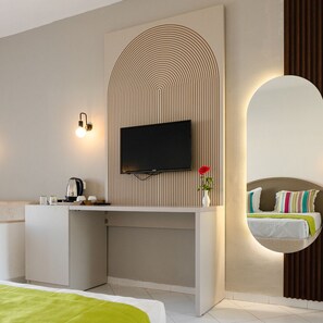 Down comforters, pillowtop beds, minibar, in-room safe - One Resort Aqua Park & Spa (Monastir)